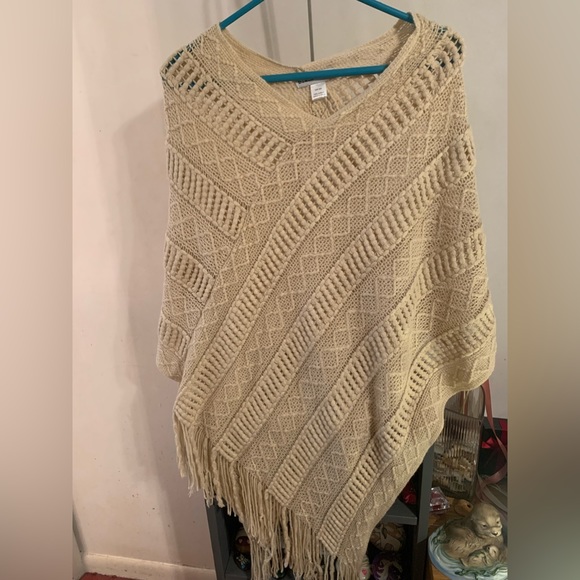 Black Rivet Sweaters - Black River cream colored poncho NWT